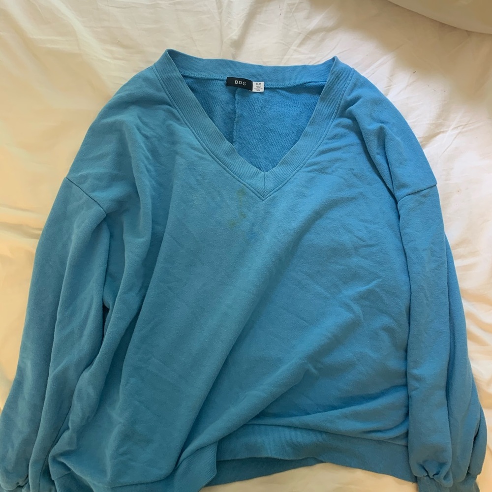 bdg sky blue jumper / sweatshirt 💦